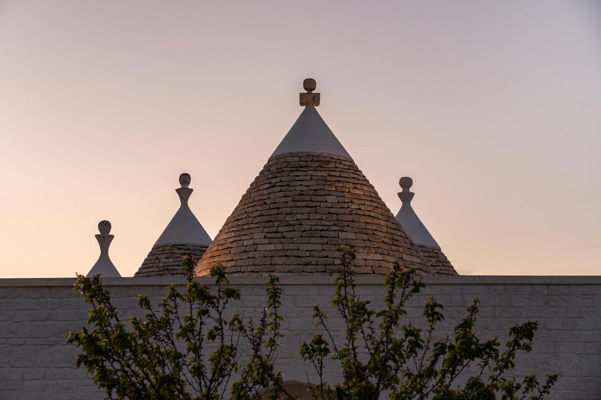Trullo Jale - Boutique Apartments 오스투니 외부 사진