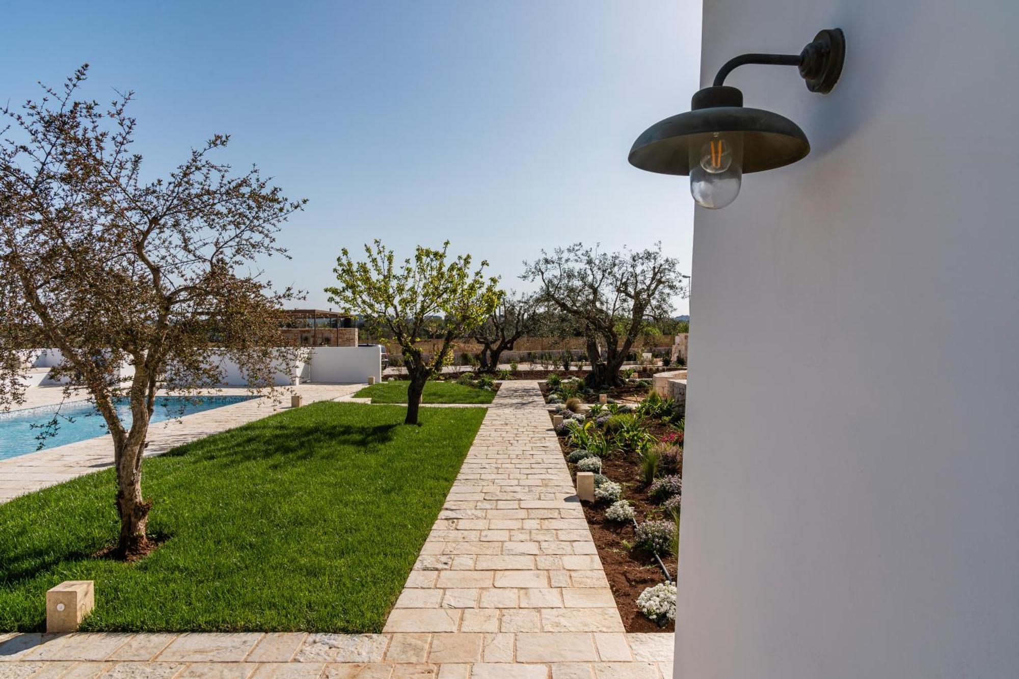 Trullo Jale - Boutique Apartments 오스투니 외부 사진
