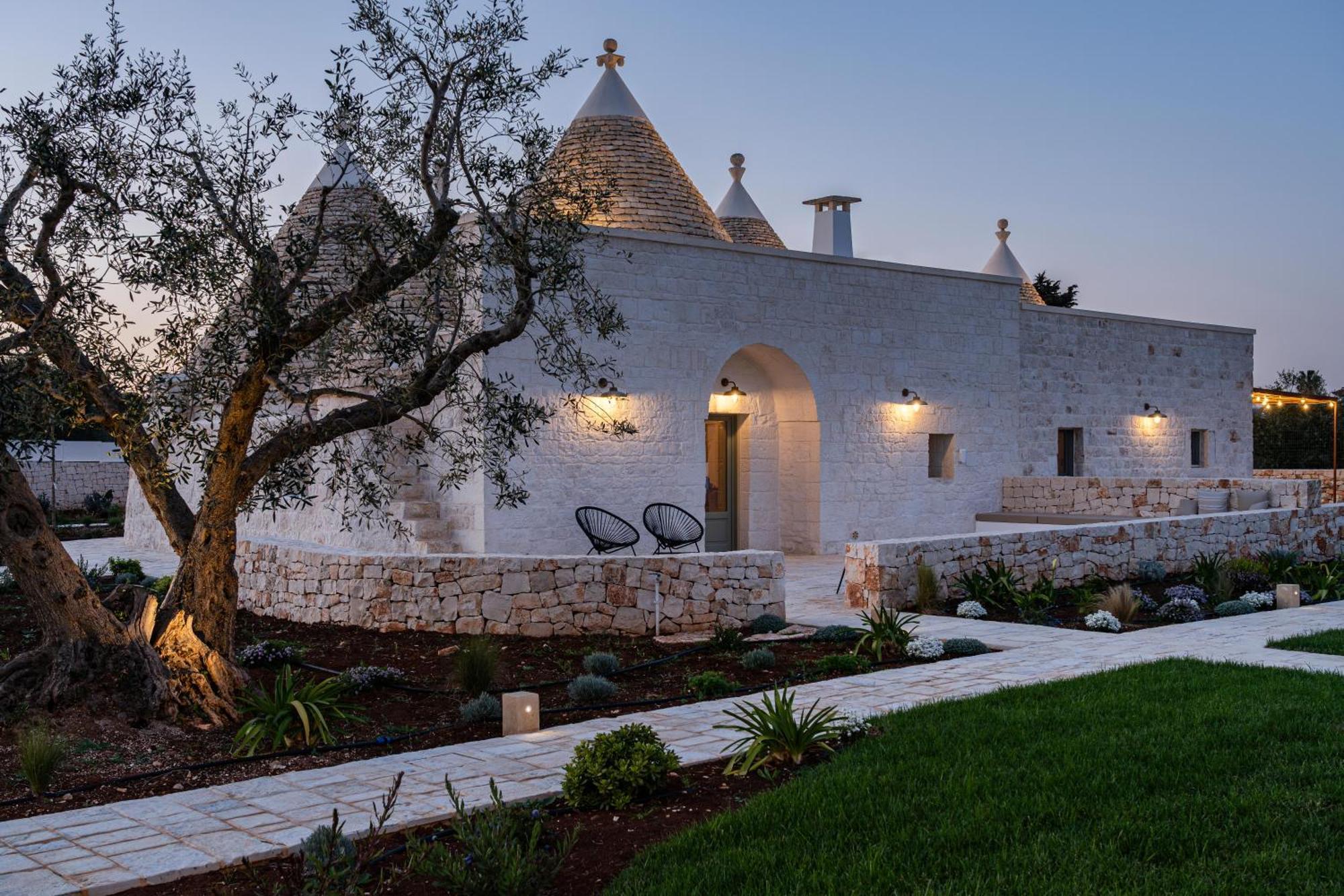 Trullo Jale - Boutique Apartments 오스투니 외부 사진