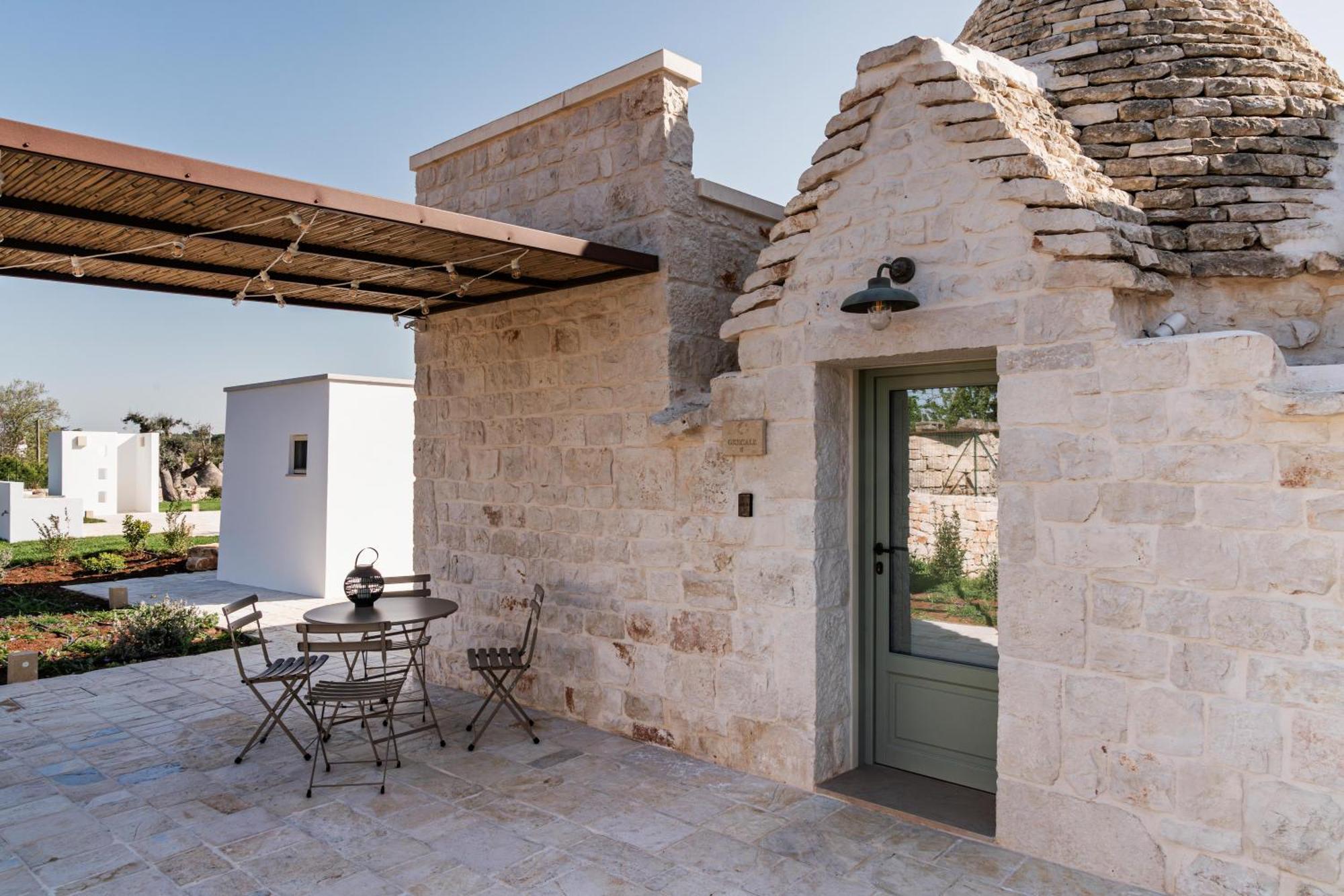 Trullo Jale - Boutique Apartments 오스투니 외부 사진