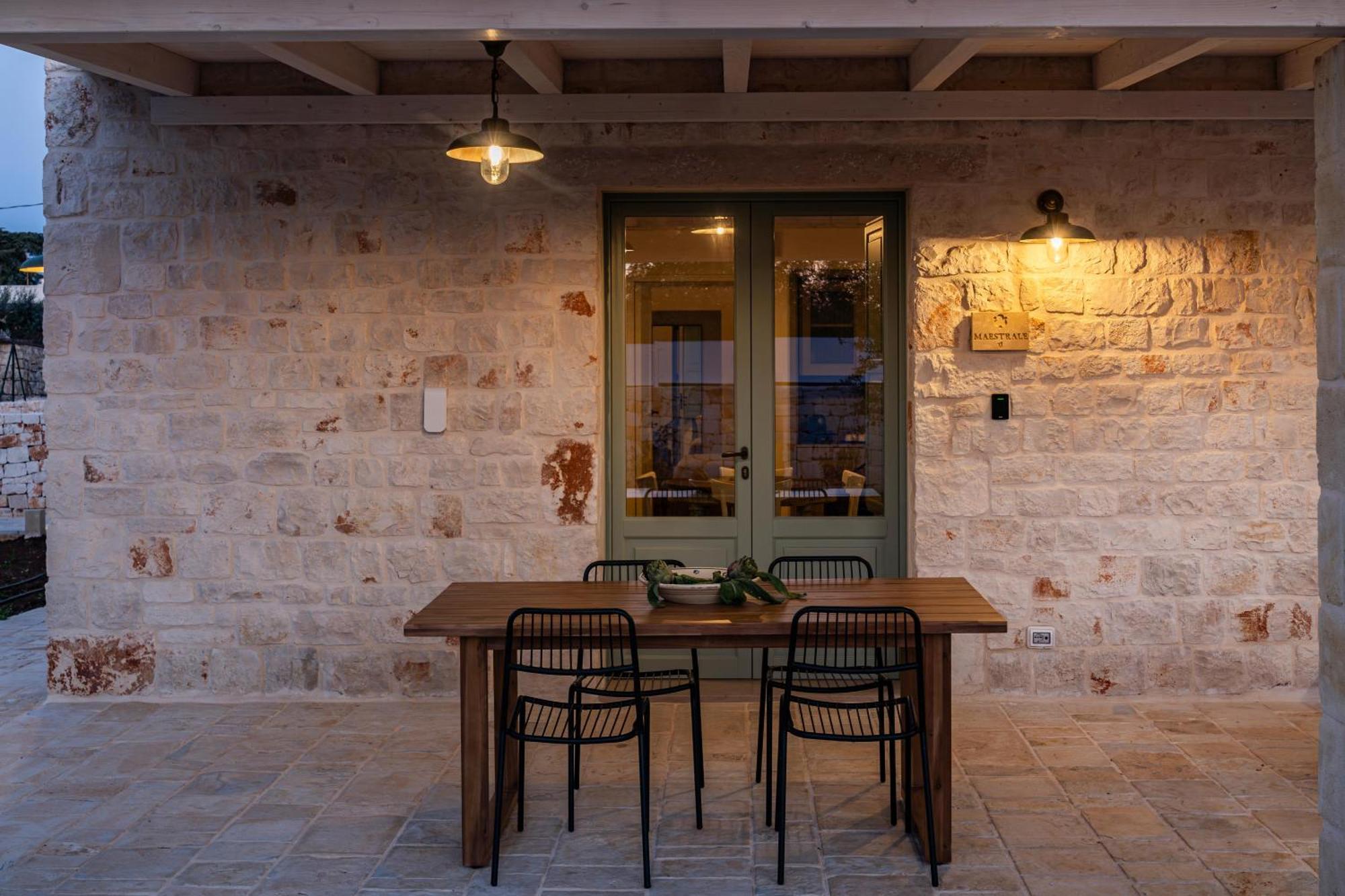 Trullo Jale - Boutique Apartments 오스투니 객실 사진