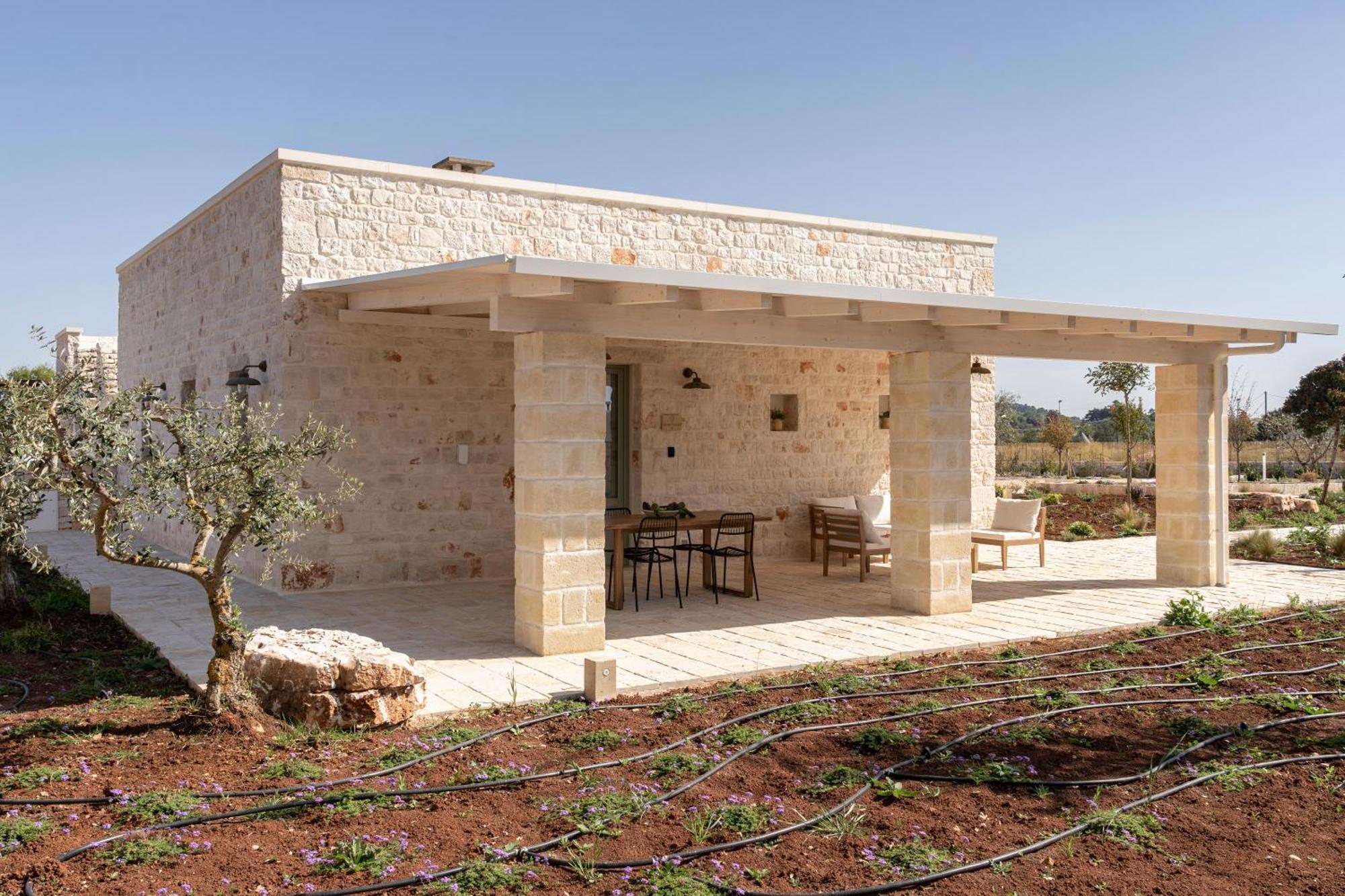 Trullo Jale - Boutique Apartments 오스투니 객실 사진