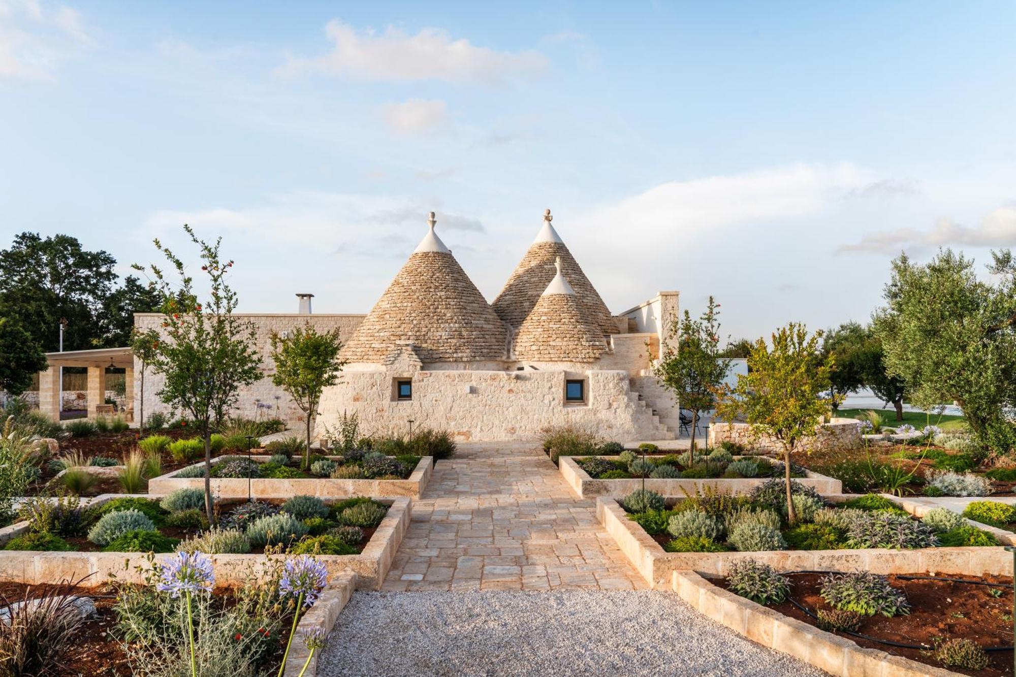 Trullo Jale - Boutique Apartments 오스투니 외부 사진
