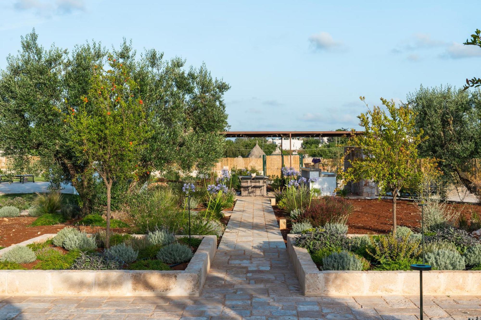 Trullo Jale - Boutique Apartments 오스투니 외부 사진