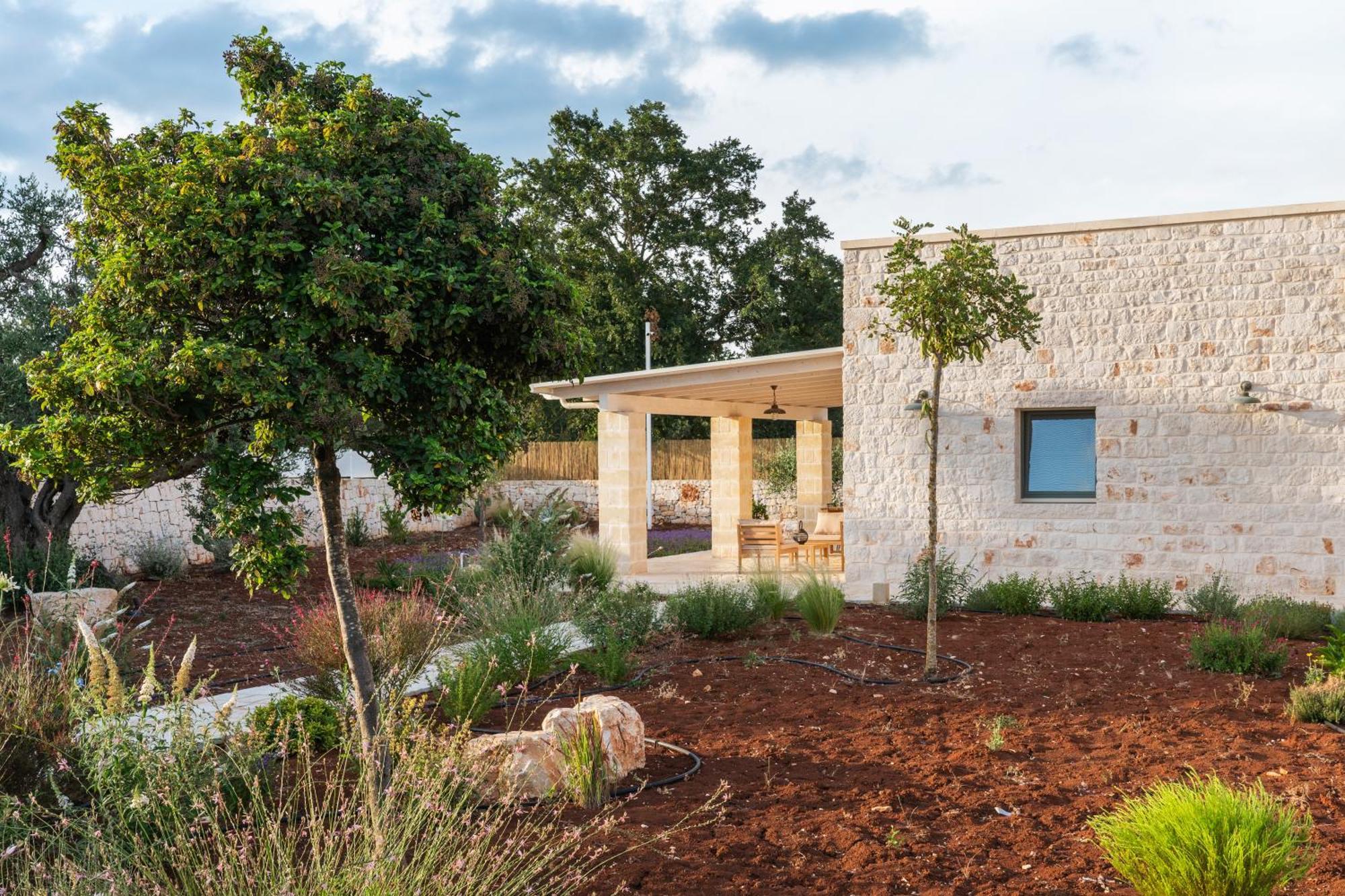 Trullo Jale - Boutique Apartments 오스투니 외부 사진